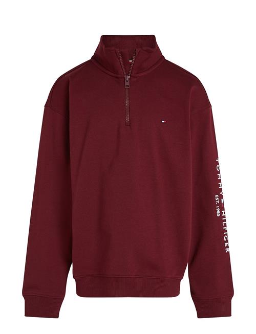 Se Tommy Hilfiger U Essential Half Zip Sweatshirt Tommy Hilfiger Burgundy ved Booztlet