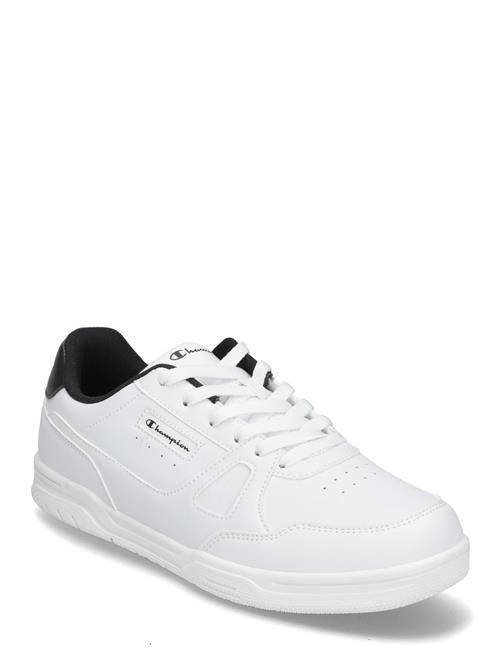 Se Champion Tennis Clay 86 Low Cut Shoe Champion White ved Booztlet