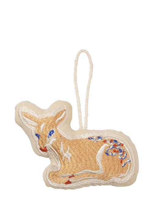 Se Broste Copenhagen Baby Deer Embroidered Ornament Broste Copenhagen Patterned ved Booztlet