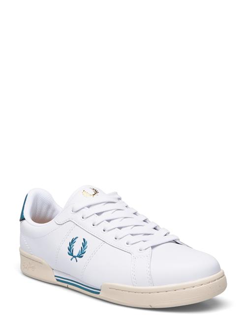 Se Fred Perry B722 Leather Fred Perry White ved Booztlet