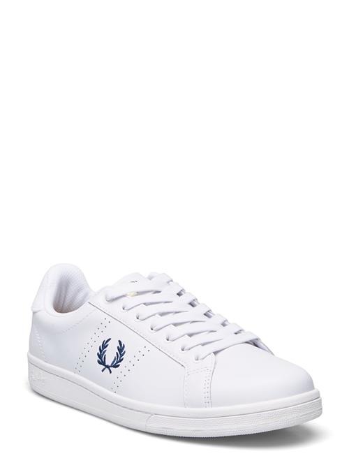 Se Fred Perry B721 Lthr / Towelling Fred Perry White ved Booztlet