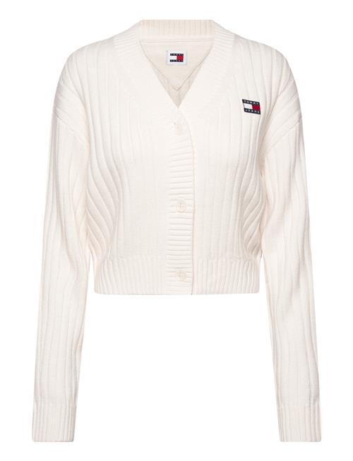 Se Tommy Jeans Tjw Badge V-Neck Cardigan Ext Tommy Jeans White ved Booztlet