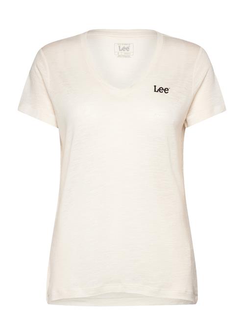 Se Lee Jeans V Neck Tee Lee Jeans Cream ved Booztlet