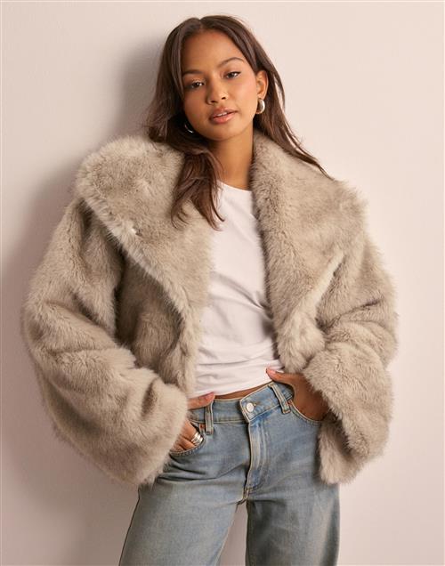 Neo Noir - Beige - Stephanie Faux Fur Jacket