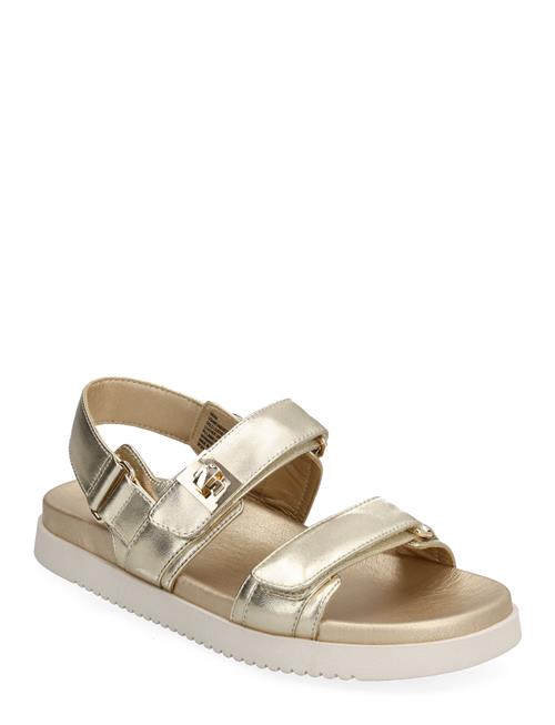 Se Steve Madden Mona Sandal Steve Madden Gold ved Booztlet