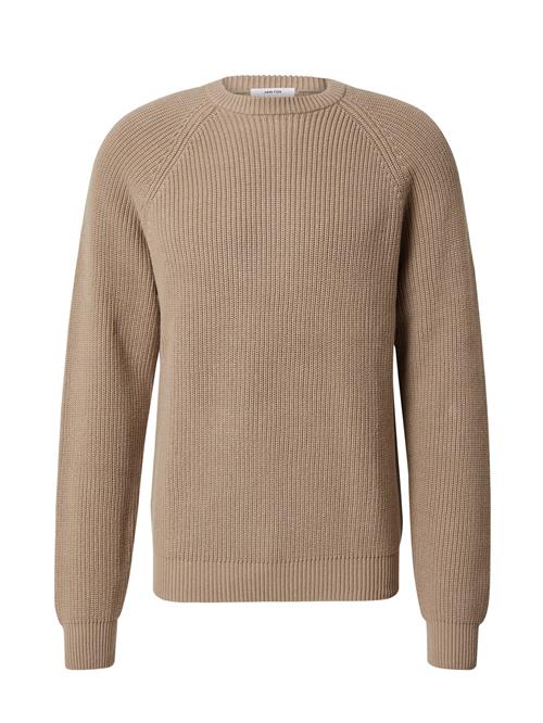 Se DAN FOX APPAREL Pullover 'Markus'  taupe ved About You