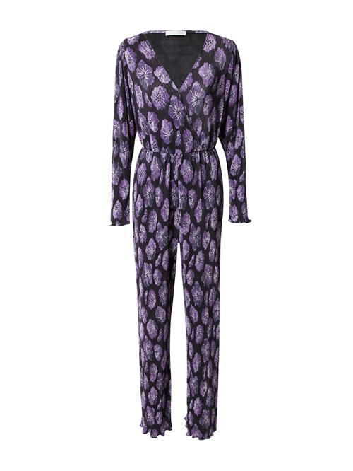 Se Freebird Jumpsuit 'Jinn'  aubergine / blomme / hvid ved About You