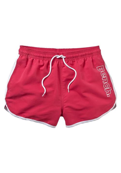 Se BENCH Badeshorts 'Bradley'  rød / hvid ved About You