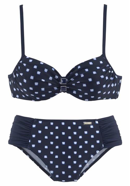 Se LASCANA Bikini  navy / lyseblå ved About You