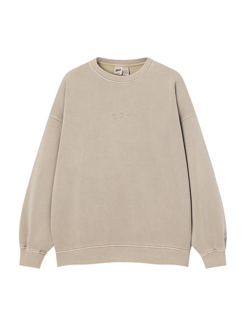 Se Pull&Bear Sweatshirt  sand ved About You