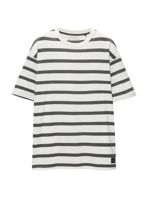 Se Pull&Bear Bluser & t-shirts  gran / hvid ved About You