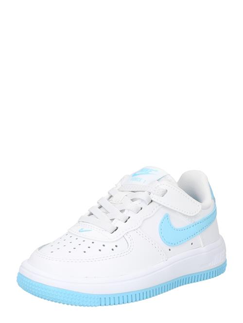 Se Nike Sportswear Sneakers 'Force 1 EasyOn'  azur / hvid ved About You