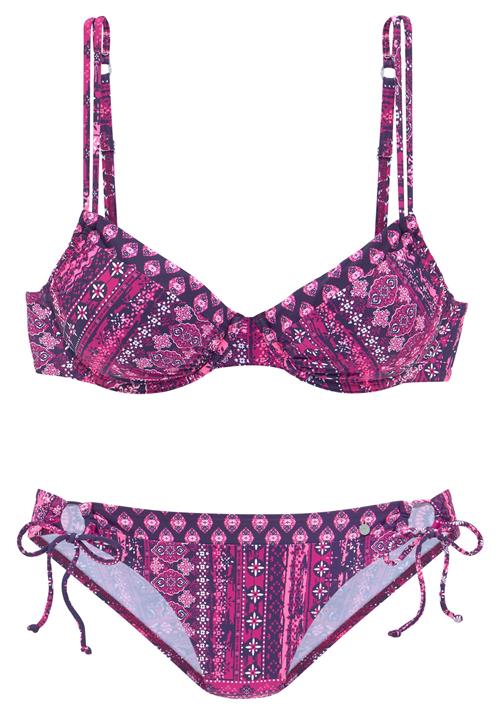 Se s.Oliver Bikini  pink / rødviolet / hvid ved About You