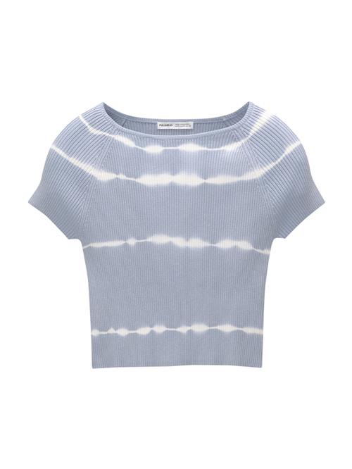 Se Pull&Bear Pullover  pastelblå / hvid ved About You