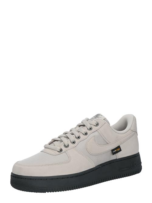 Se Nike Sportswear Sneaker low 'Air Force 1 '07 Premium'  sølv ved About You