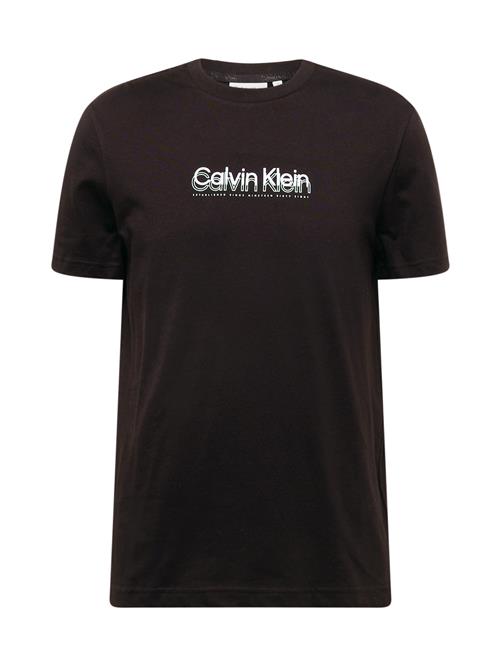 Se Calvin Klein Bluser & t-shirts  mint / sort / hvid ved About You