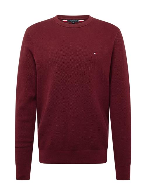 Se TOMMY HILFIGER Pullover 'Essential'  carminrød ved About You