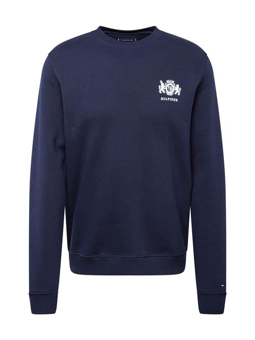 Se TOMMY HILFIGER Sweatshirt  navy / hvid ved About You