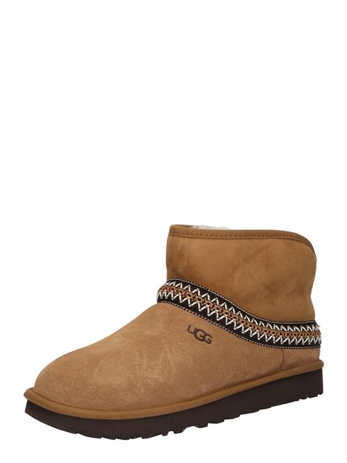 Se UGG Boots 'Classic Mini'  brun / sort / hvid ved About You