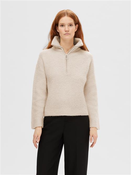 Se SELECTED FEMME Pullover  beige ved About You