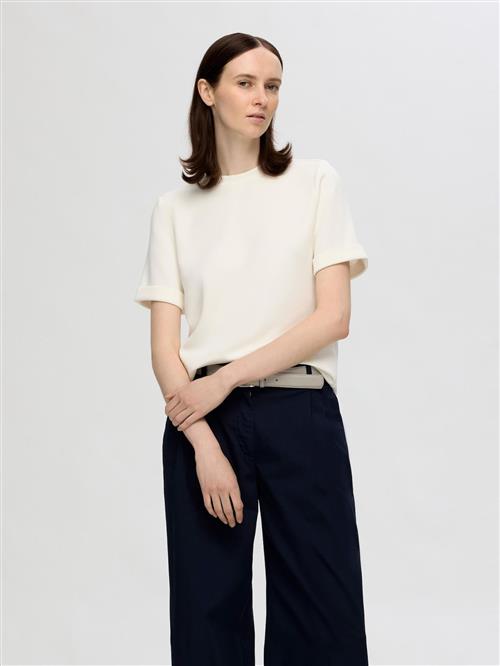 Se SELECTED FEMME Shirts 'SLFTenny'  æggeskal ved About You