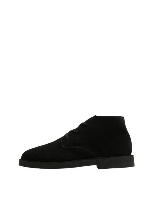 Se SELECTED HOMME Chukka Boots 'SLHRicco'  sort ved About You