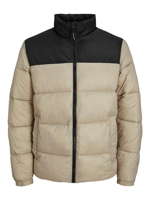 Se JACK & JONES Overgangsjakke 'JJEToby'  beige / sort ved About You