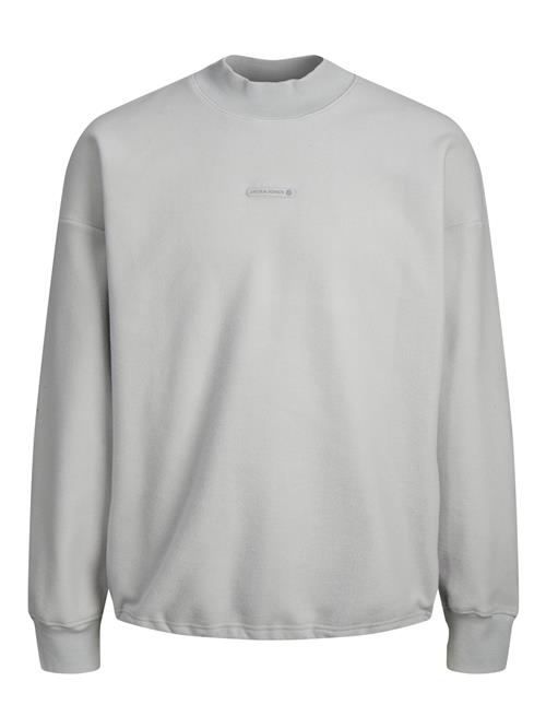 Se JACK & JONES Sweatshirt  grå ved About You