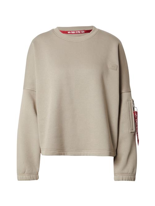 Se ALPHA INDUSTRIES Sweatshirt  beige ved About You