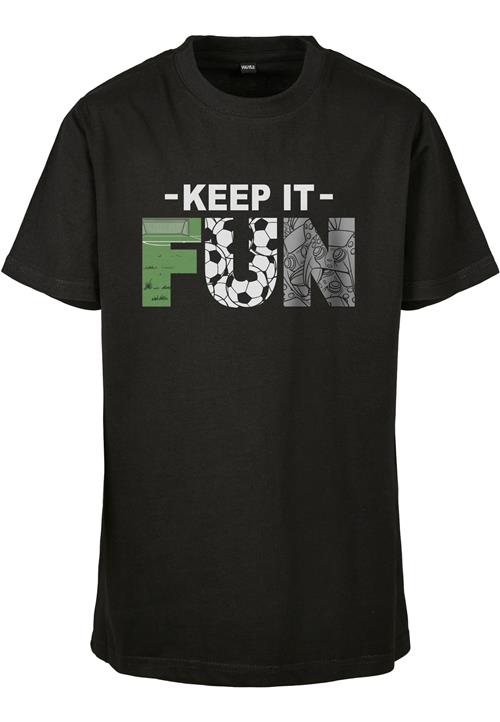 Se Mister Tee Shirts 'Keep It Fun'  grøn / sort / hvid ved About You