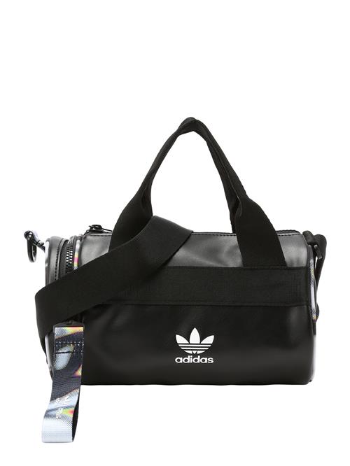 Se ADIDAS ORIGINALS Rejsetaske 'Pride'  lyseblå / lysegrøn / sort / hvid ved About You