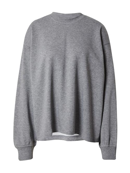 Se WEEKDAY Sweatshirt  grå ved About You