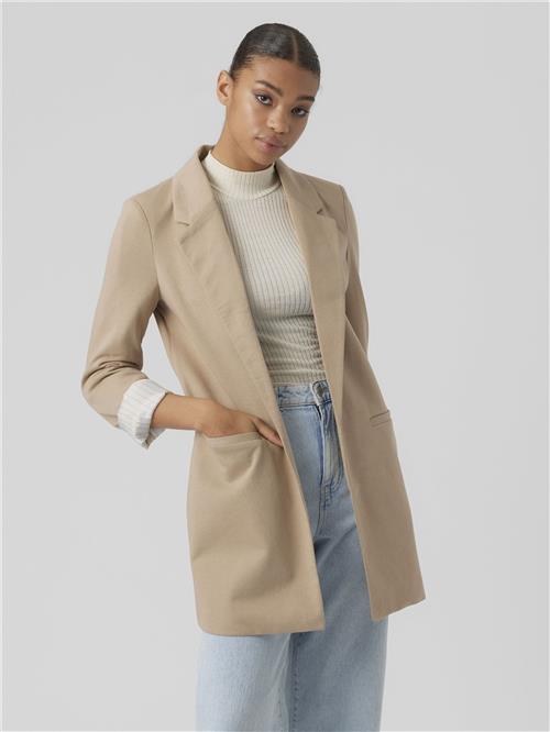 Se VERO MODA Blazer 'HARUKI'  mørkebeige ved About You