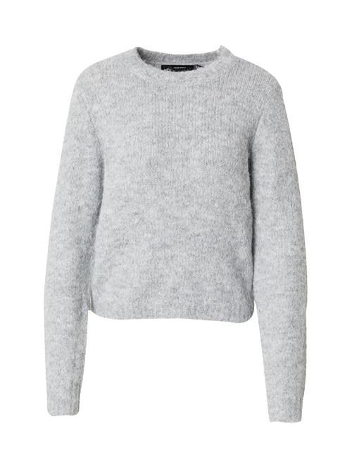 Se VERO MODA Pullover 'VMNovah'  grå ved About You