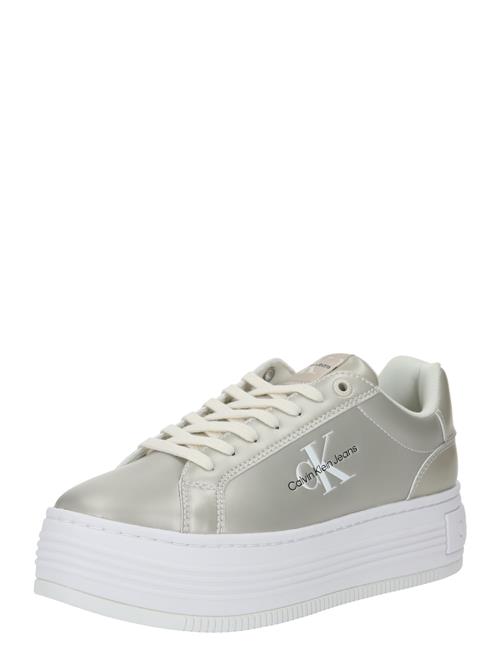 Se Calvin Klein Jeans Sneaker low  sort / hvid / perlehvid ved About You