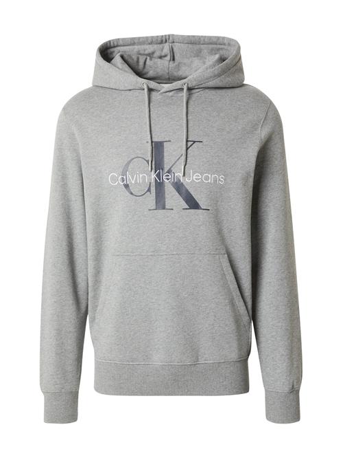 Se Calvin Klein Jeans Sweatshirt  marin / grå / hvid ved About You