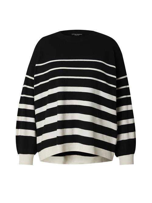 Se Vero Moda Curve Pullover 'VMCRAIN'  sort / hvid ved About You