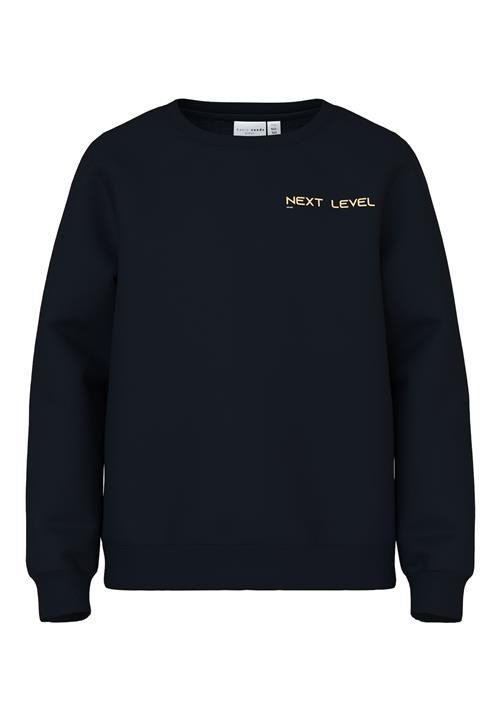 Se NAME IT Sweatshirt 'VASHA'  pastelgrøn / sort / hvid ved About You