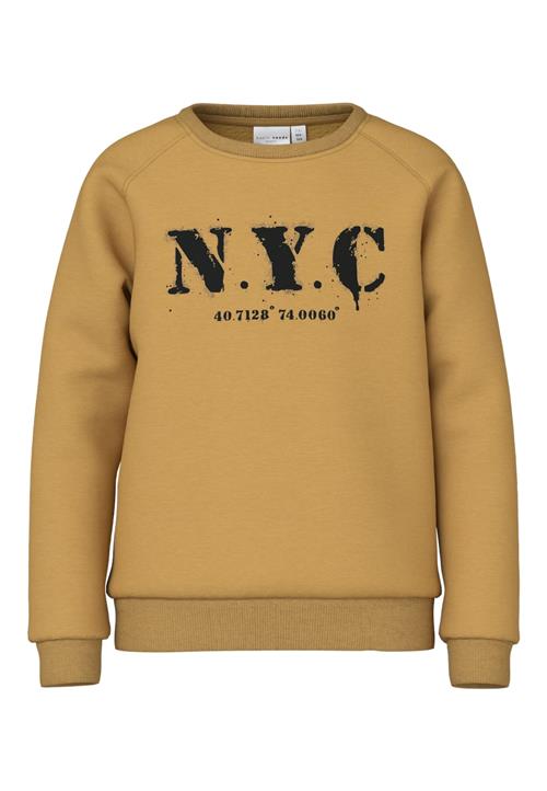 Se NAME IT Sweatshirt 'VION'  sennep / sort ved About You