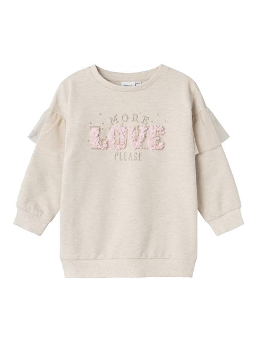 Se NAME IT Sweatshirt 'LISSY'  beige-meleret / lyserød ved About You