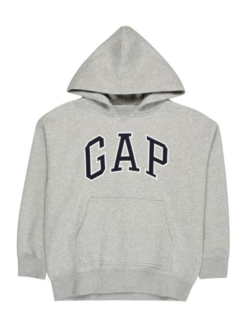 Se GAP Sweatshirt 'ARCH'  grå-meleret / sort / hvid ved About You