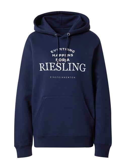 Se EINSTEIN & NEWTON Sweatshirt 'Riesling'  navy / hvid ved About You