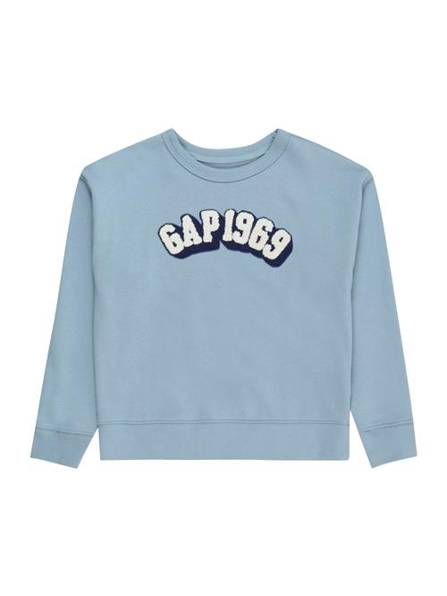 Se GAP Sweatshirt '1969'  blå / navy / hvid ved About You