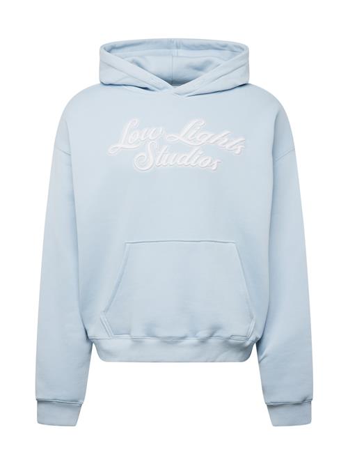 Low Lights Studios Sweatshirt 'SHUTTER'  pastelblå / hvid