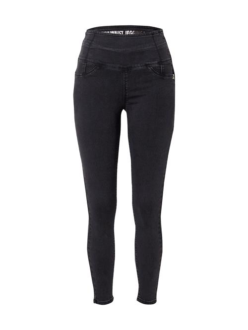 Se PATRIZIA PEPE Jeans  black denim ved About You