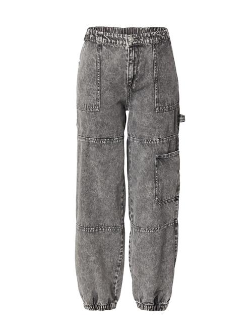 Se PIECES Cargojeans 'JAMILLA'  grey denim ved About You