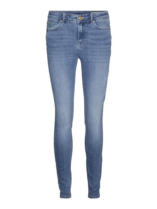 Se Vero Moda Curve Jeans 'FLASH'  blå / blue denim ved About You