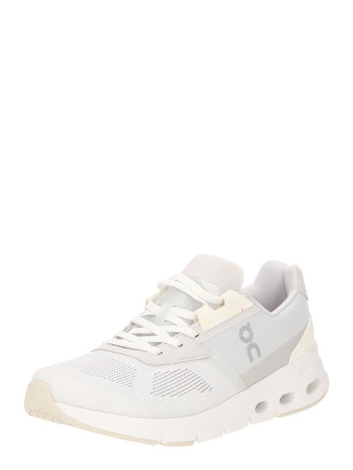 On Sneaker low 'Cloudrift'  lysegrå / hvid / offwhite