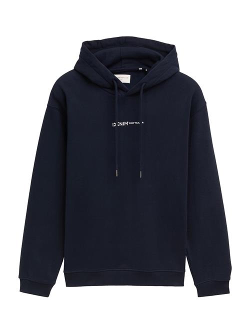 Se TOM TAILOR DENIM Sweatshirt  mørkeblå / hvid ved About You