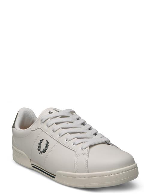 Se Fred Perry B722 Leather Fred Perry Cream ved Booztlet